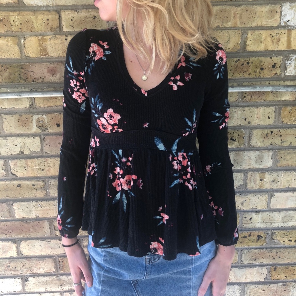 Floral Print Long Sleeve!